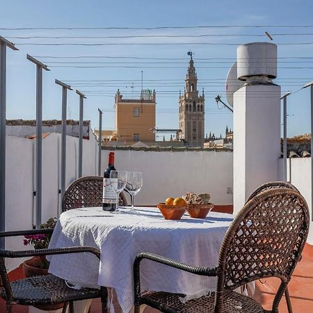 Apt. Casa Palacio Santa Cruz Cathedral Views - セビリア エクステリア 写真