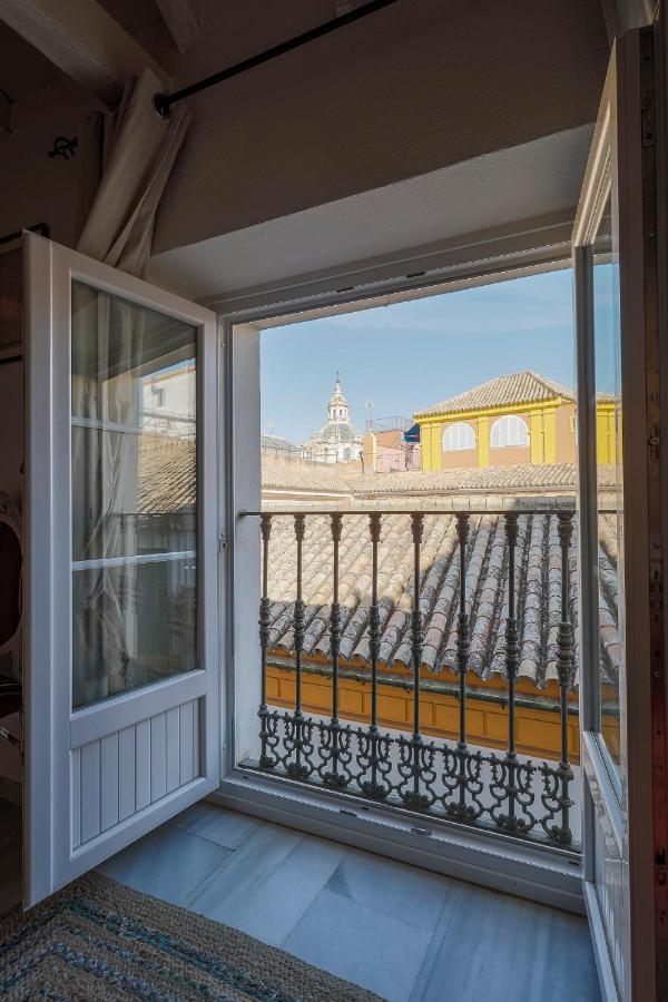 Apt. Casa Palacio Santa Cruz Cathedral Views - セビリア エクステリア 写真